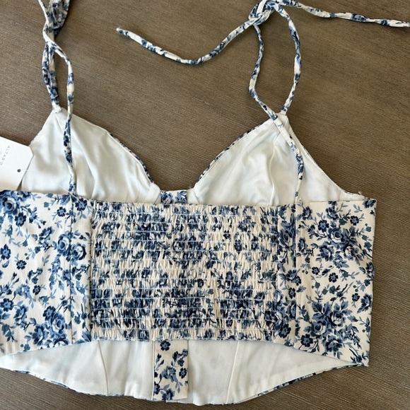 Altar'd State Blue and White Floral large Camisole nwt - Picture 7 of 10